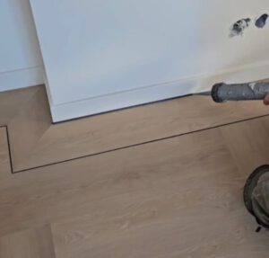 Strak PVC Kitwerk